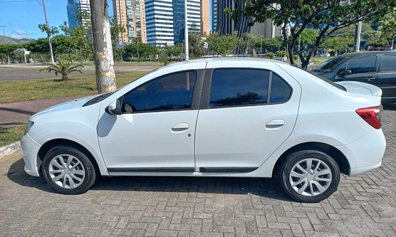 Renault Logan 1.6 ...