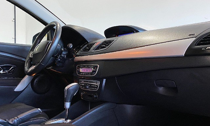 Renault Fluence Dyna...