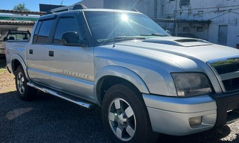 Chevrolet S10...