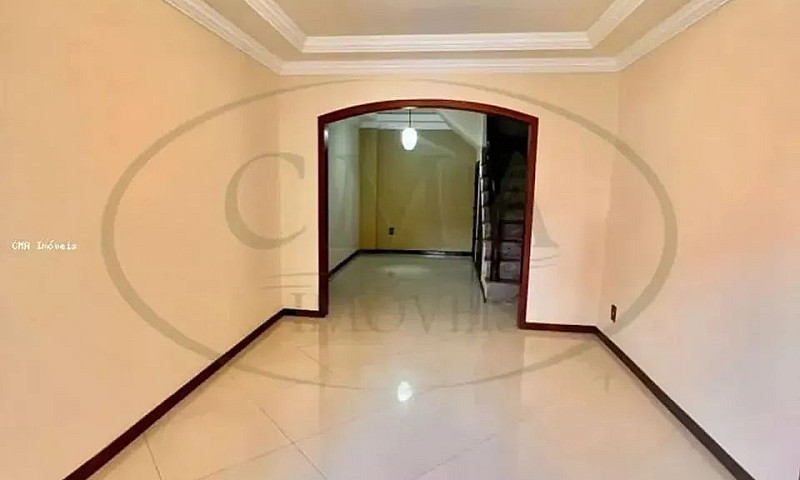 Ótima Casa À Venda N...