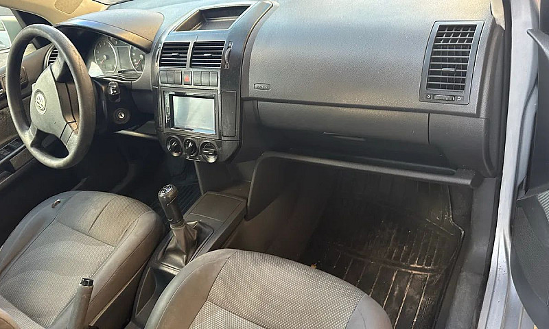  Polo Sedan 1.6 Mi A...