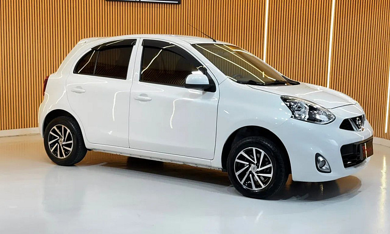 Nissan March S 1.0 1...