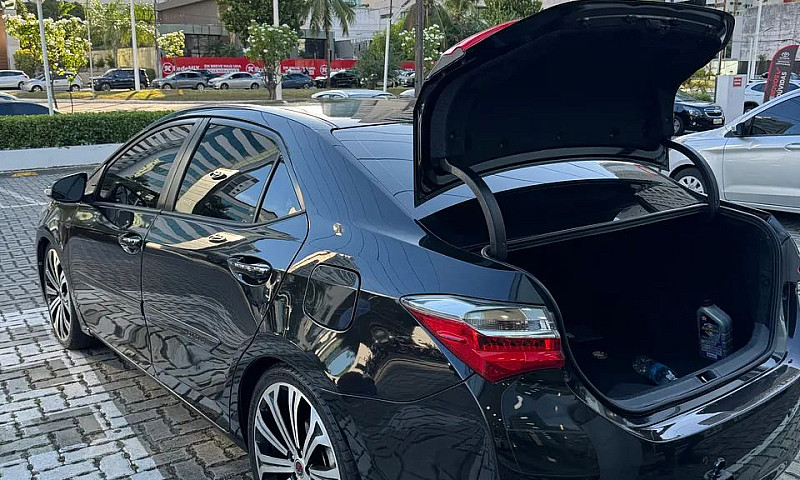 Toyota Corolla Xei 2...