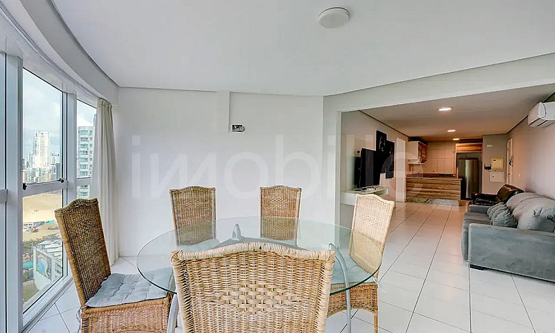Apartamento Edifício...