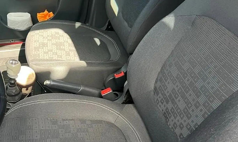 Fiat Palio Attractiv...