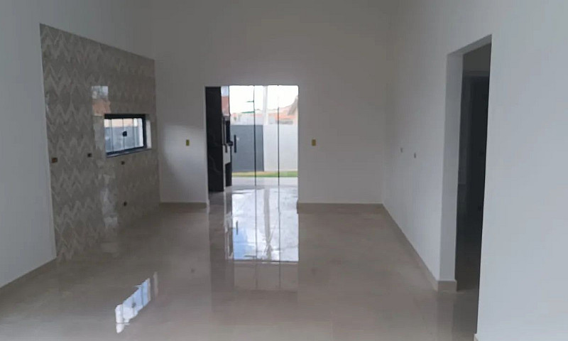 Casa Com 3 Dormitóri...