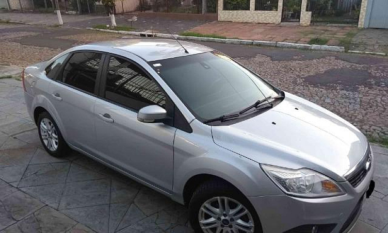 Ford Focus Muito Nov...