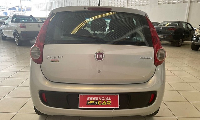Fiat Palio Essence 1...