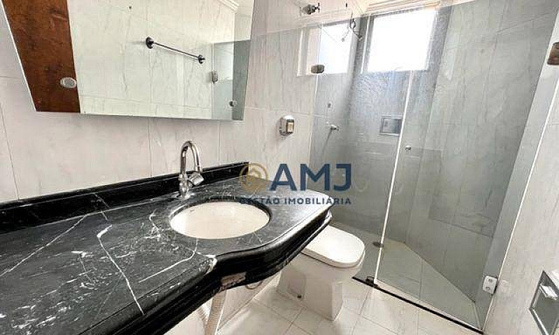 Apartamento De 03 Qu...