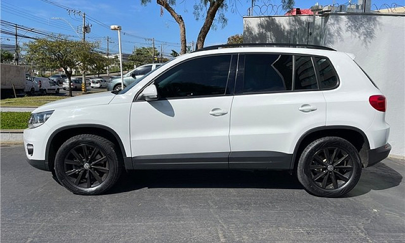 Volkswagen Tiguan 1....