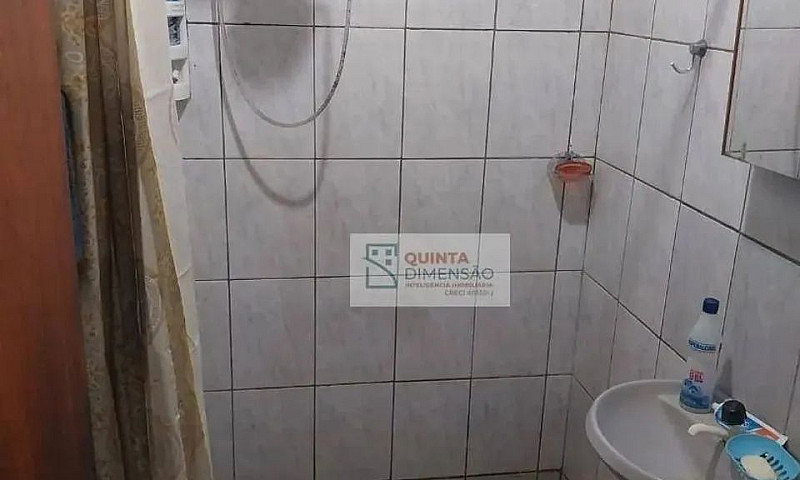 Casa Com 2 Dormitóri...
