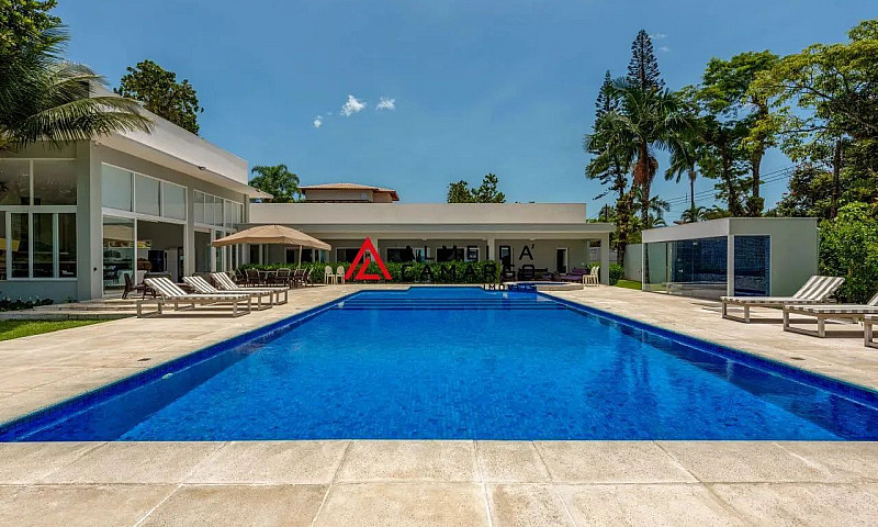Casa De Condomínio, ...