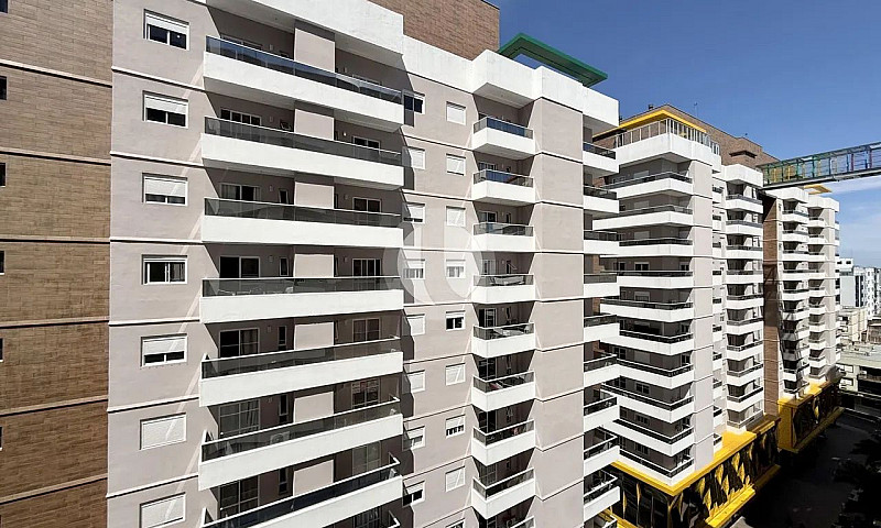 Apartamento Semimobi...