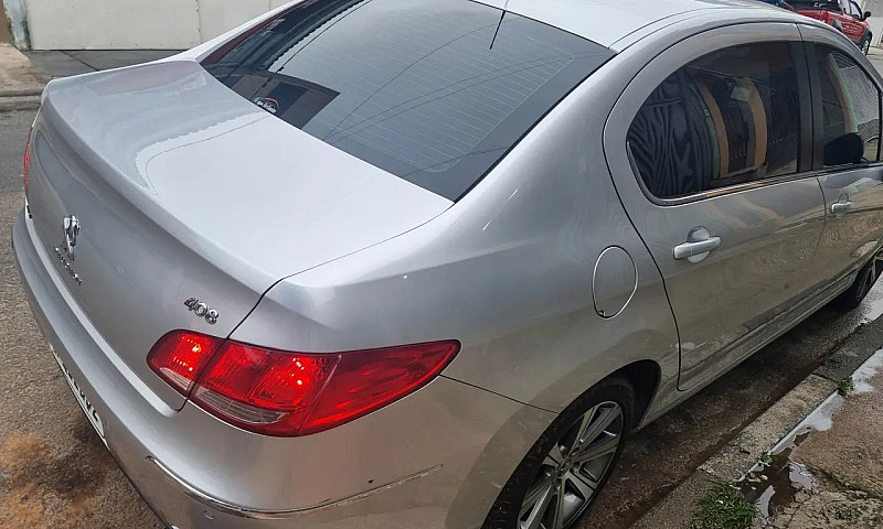 Peugeot 408 Sedan Gr...
