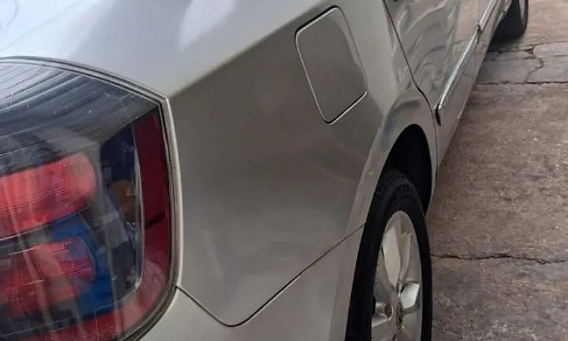 Nissan Sentra S 2.0/...