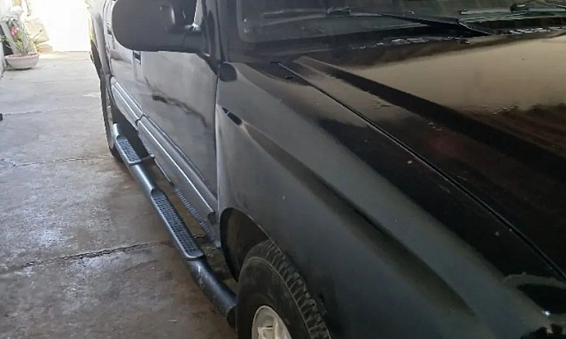Chevrolet S10 Pick-U...