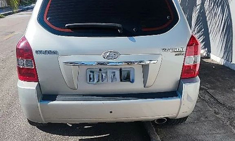Hyundai Tucson 2.0 1...