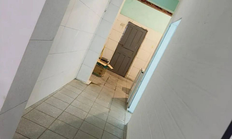 Sobrado No Centro De...