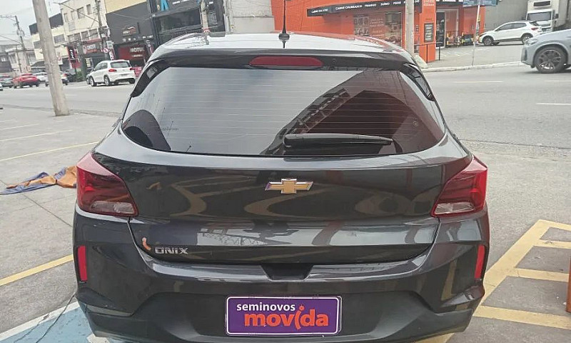 Chevrolet Onix Hatch...