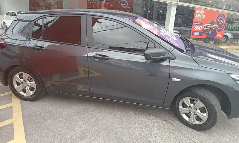 Chevrolet Onix Hatch...