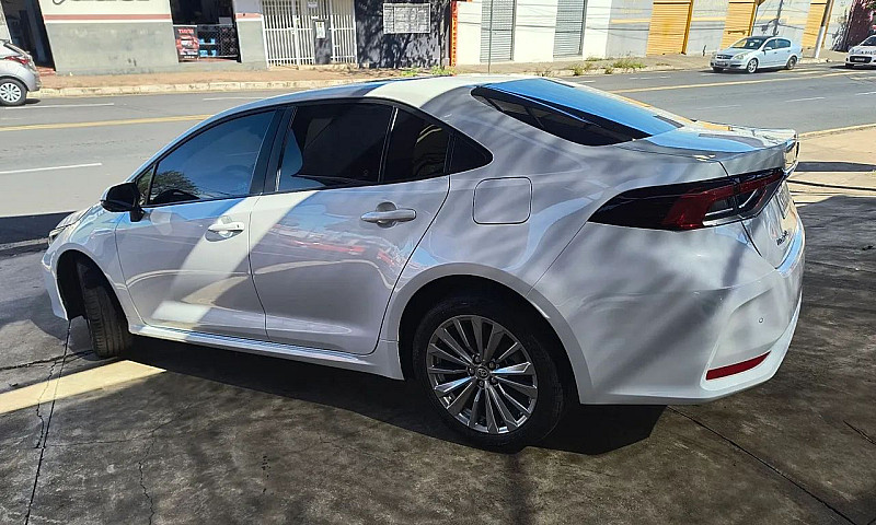 Toyota Corolla Xei 2...