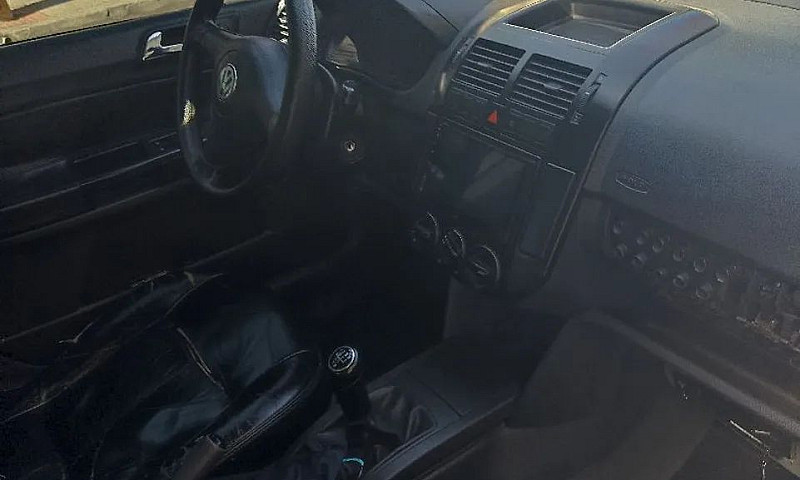 Volkswagen Polo Seda...
