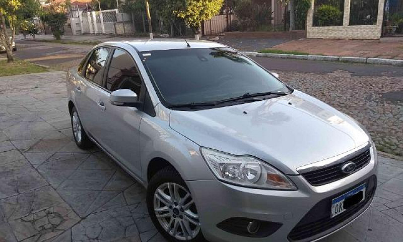 Ford Focus Muito Nov...