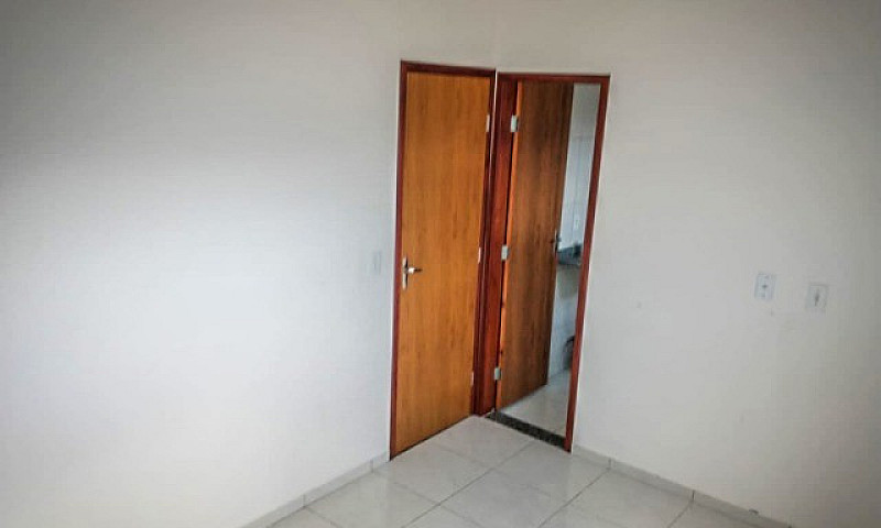 Casa De Repasse Em E...