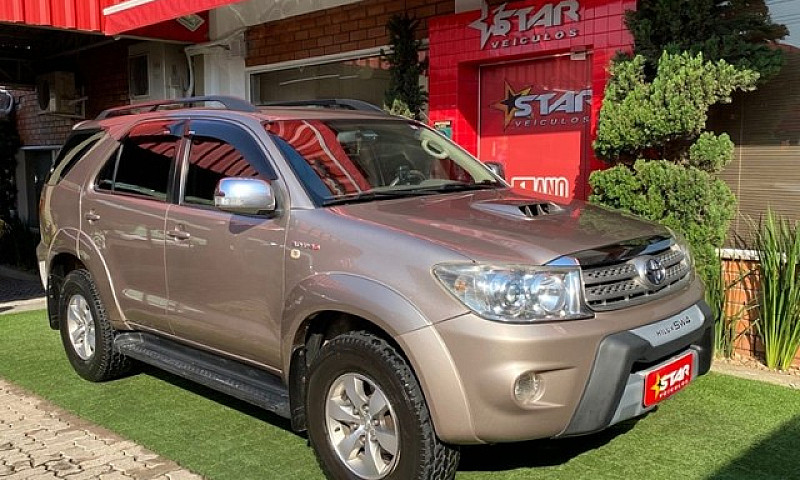 Toyota Hilux Sw4 Srv...