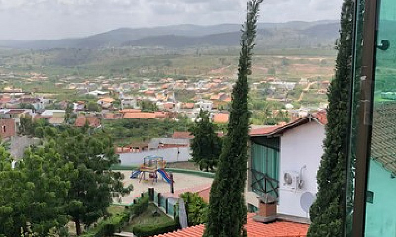 Casa 4 Quartos 3 Suí...