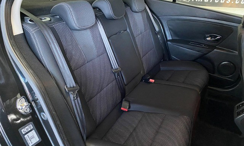 Renault Fluence Dyna...