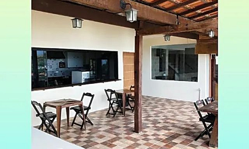 Casa Com Piscina Alu...
