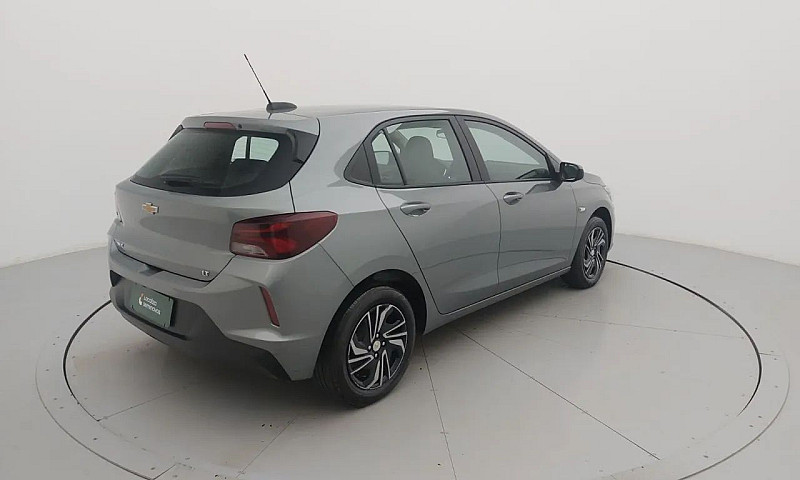 Chevrolet Onix Hatch...