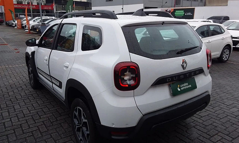 Renault Duster Iconi...