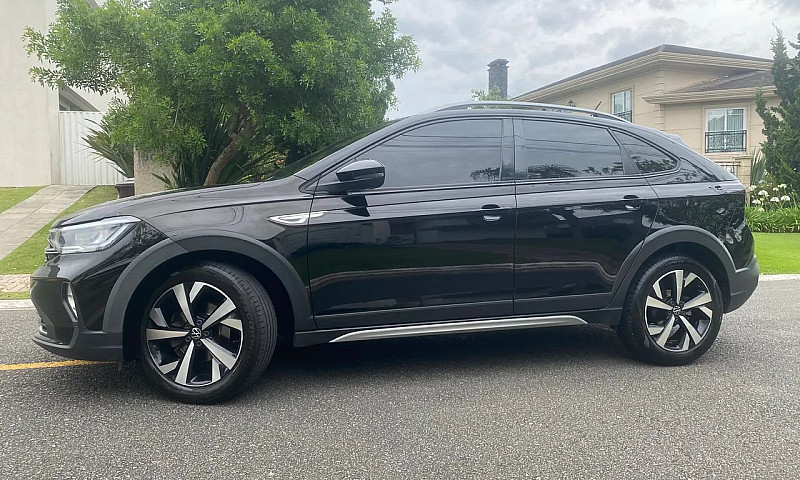 Volkswagen Nivus Hig...