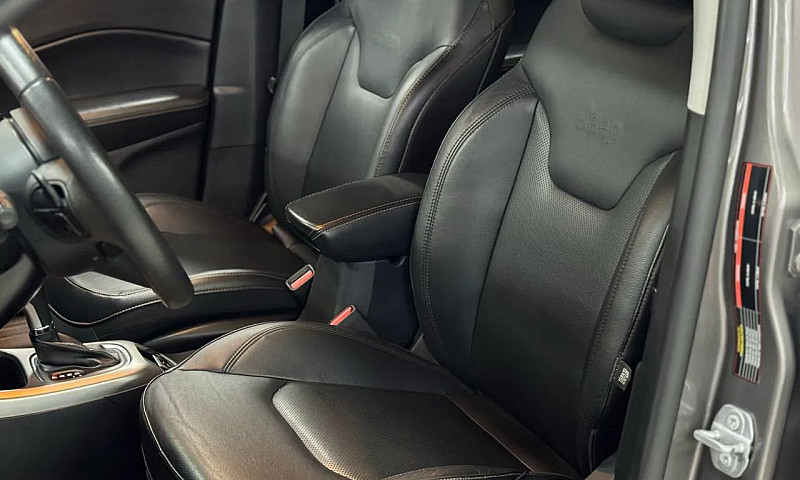 Jeep Compass Longitu...