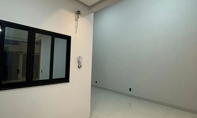 Vende-Se Casa De Alt...