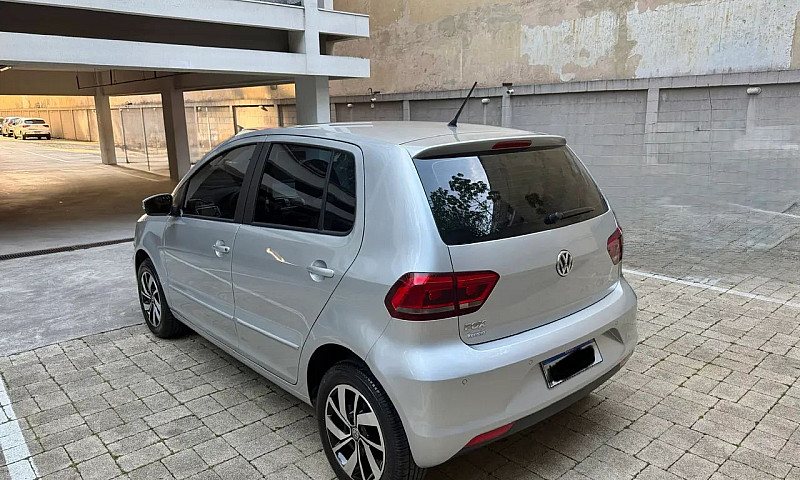Volkswagen Fox Conne...