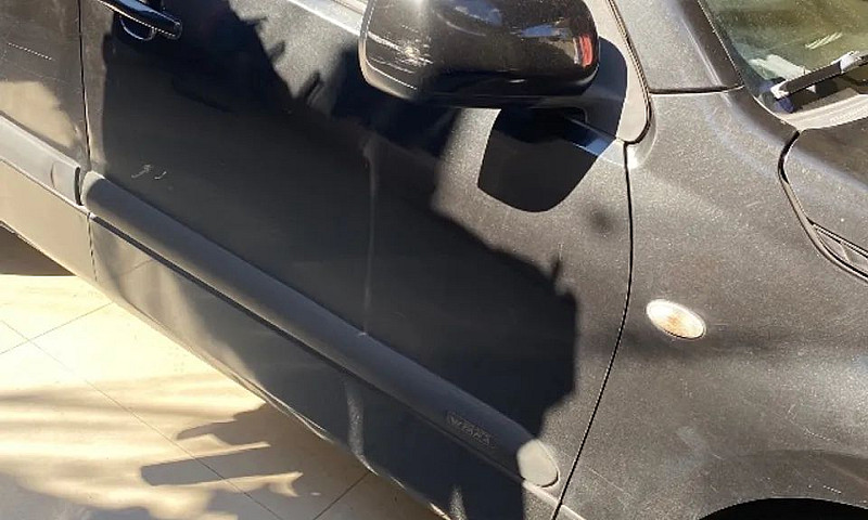 Suzuki Grand Vitara ...