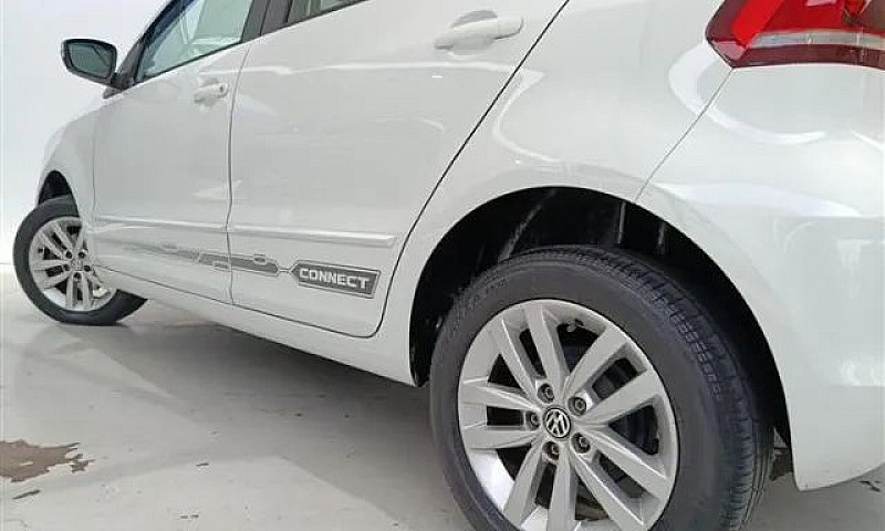 Volkswagen Fox Conne...