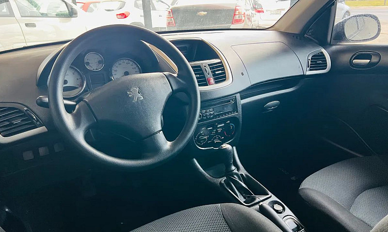 Peugeot 207 Xr 1.4 F...