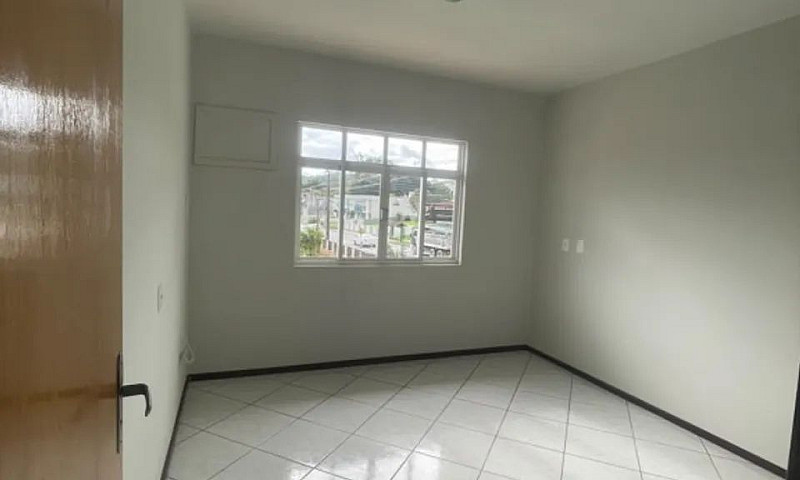 Casa Residencial Com...