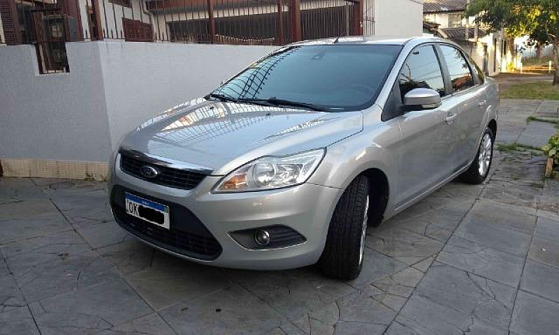 Ford Focus Muito Nov...