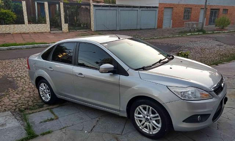 Ford Focus Muito Nov...