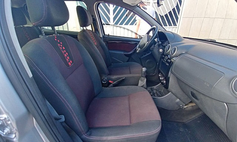 Renault Sandero Step...