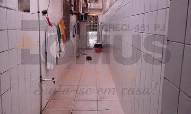 Casa À Venda Com 3 Q...