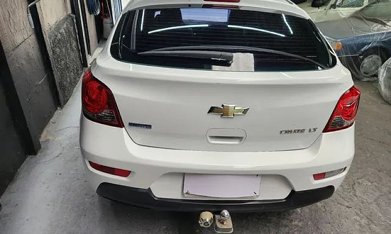 Cruze Hacth Automati...