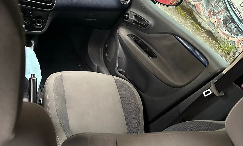 Fiat Punto Attractiv...