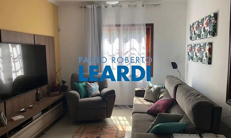 Casa Assobradada - M...