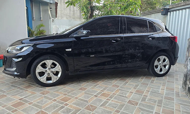 Chevrolet Onix Hatch...